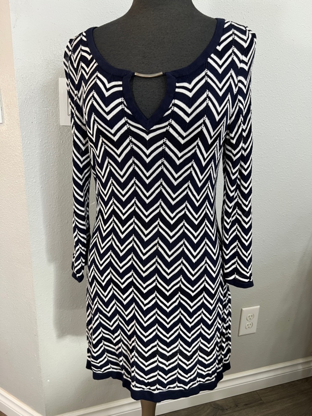 White House Black Market Navy and White Chevron Long-Sleeve Dress